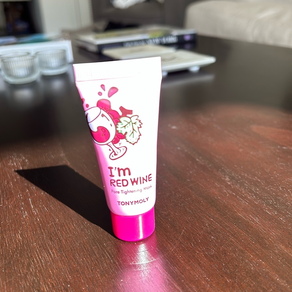 Brand new | Tony Moly pore tightening mask | travel size